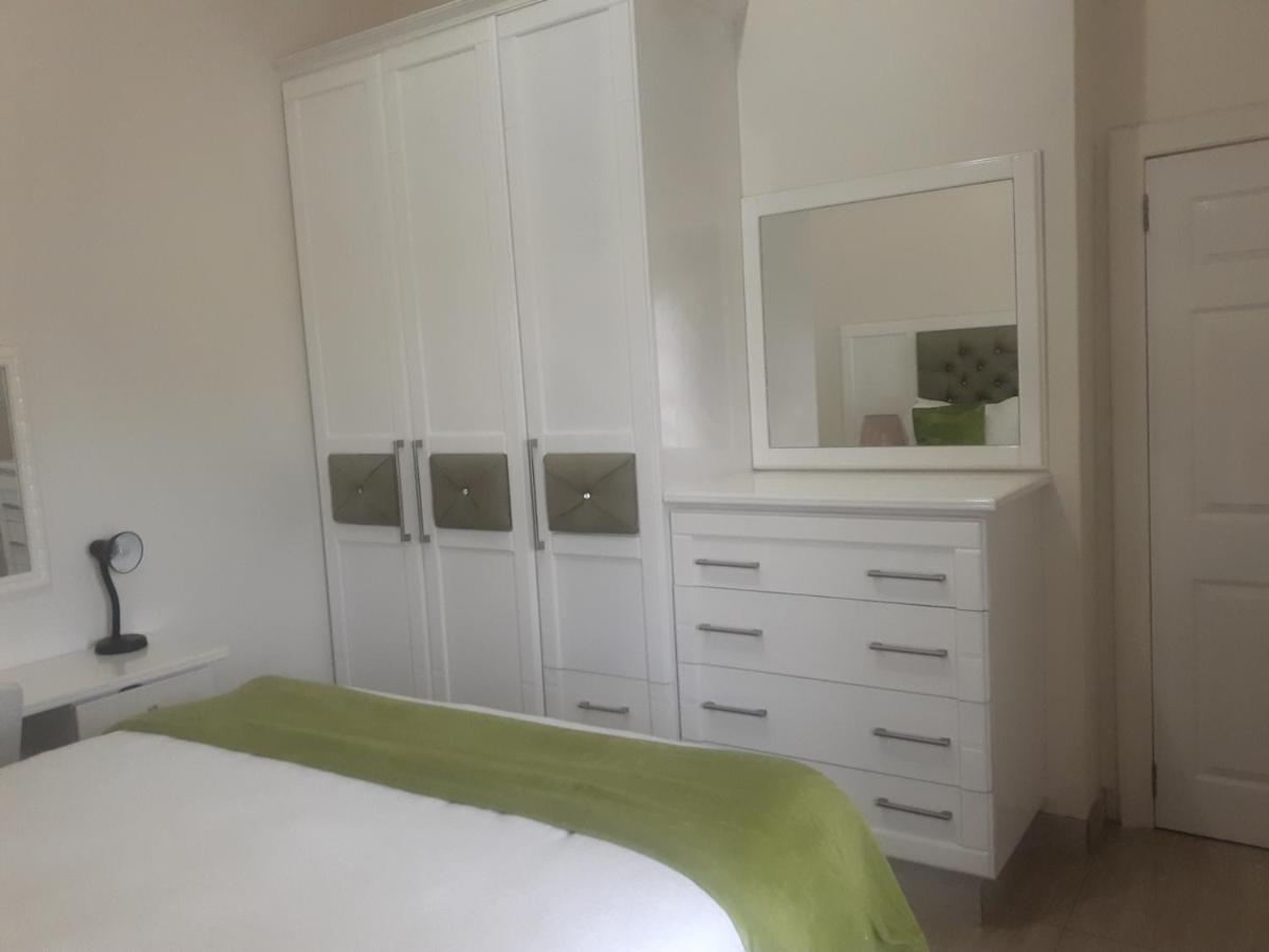 Ekupholeni Garden Villas Manzini Eksteriør billede